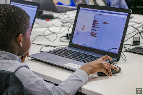 Connexion-evenement-inclusion-numerique-decouverte-realite-virtuelle-mao-impression-3d-26