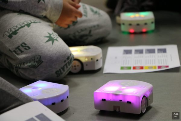 Connexion-evenement-inclusion-numerique-decouverte-realite-virtuelle-mao-impression-3d-25