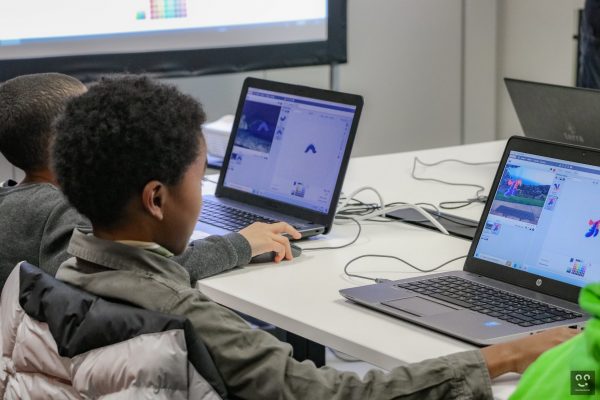 Connexion-evenement-inclusion-numerique-decouverte-realite-virtuelle-mao-impression-3d-16