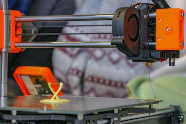 Connexion-evenement-inclusion-numerique-decouverte-realite-virtuelle-mao-impression-3d-11