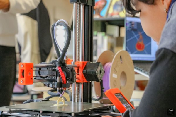 Connexion-evenement-inclusion-numerique-decouverte-realite-virtuelle-mao-impression-3d-8