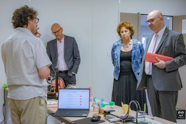 Pix'Elles-et-sciences-centre-social-beaubreuil-limoges-2023-recrealab-2